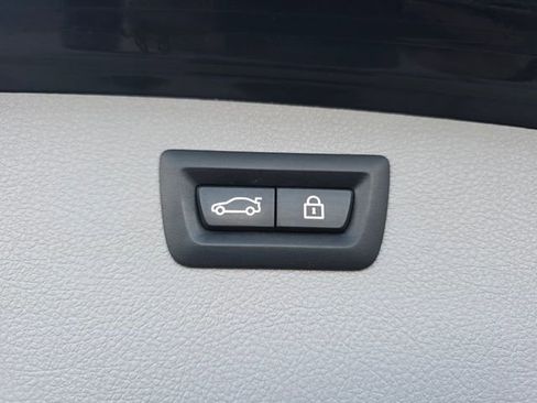Used 2015 BMW 328i xDrive Wagon AWD/4WD image 11