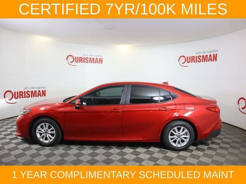 Used 2025 Toyota Camry LE FWD image 6