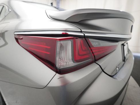 Used 2021 Lexus ES 350 w/ Premium Package FWD image 32