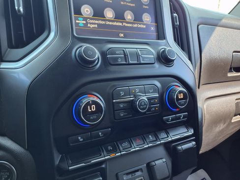 Used 2021 Chevrolet Silverado 1500 LT w/ Texas Edition Plus RWD image 6