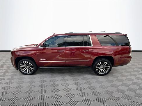Used 2019 GMC Yukon XL Denali w/ Denali Ultimate Package image 5