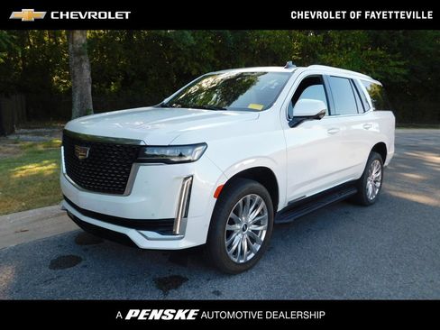 Used 2022 Cadillac Escalade Premium Luxury AWD/4WD image 1