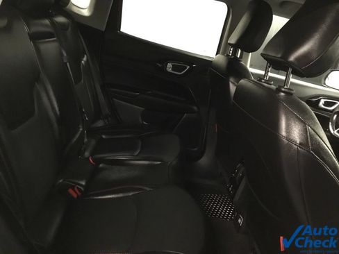 Used 2022 Jeep Compass Trailhawk w/ Trailhawk Elite Group AWD/4WD image 34