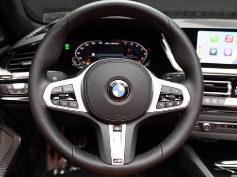 Used 2025 BMW Z4 M40i w/ Edition image 7