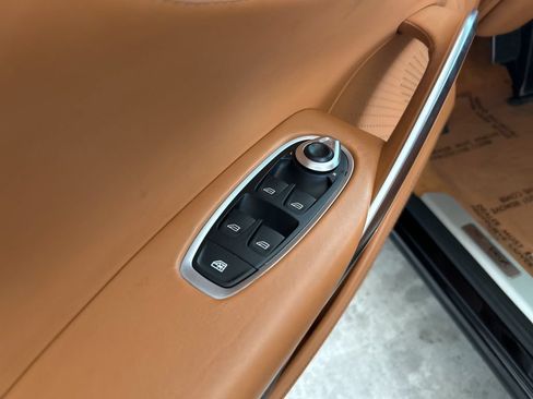 Used 2023 Aston Martin DBX AWD/4WD image 41