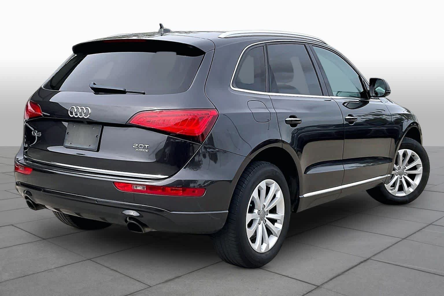 Used 2016 Audi Q5 2.0T Premium Plus w/ Technology Package AWD/4WD image 12
