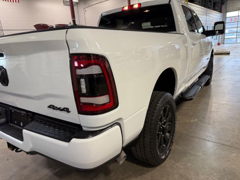Certified 2024 RAM 2500 Big Horn w/ Night Edition AWD/4WD image 24