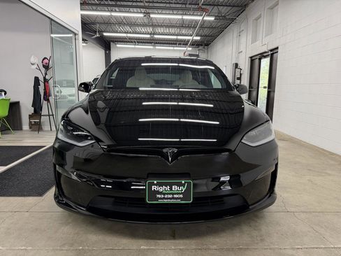 Used 2023 Tesla Model X AWD/4WD image 2