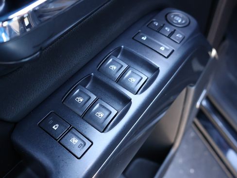 Used 2018 GMC Sierra 1500 SLT AWD/4WD image 7