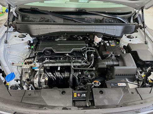 Used 2025 Hyundai Kona SEL AWD/4WD image 33