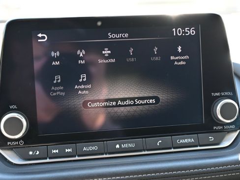 Used 2023 Nissan Rogue S FWD image 21
