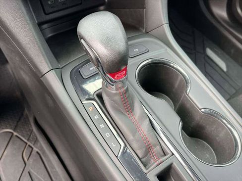 Used 2022 Chevrolet Equinox RS w/ LPO, Floor Liner Package image 29