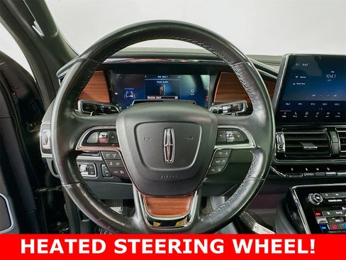 Used 2023 Lincoln Navigator Reserve image 16