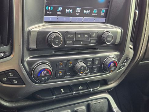 Used 2018 Chevrolet Silverado 1500 LTZ w/ Texas Edition RWD image 17