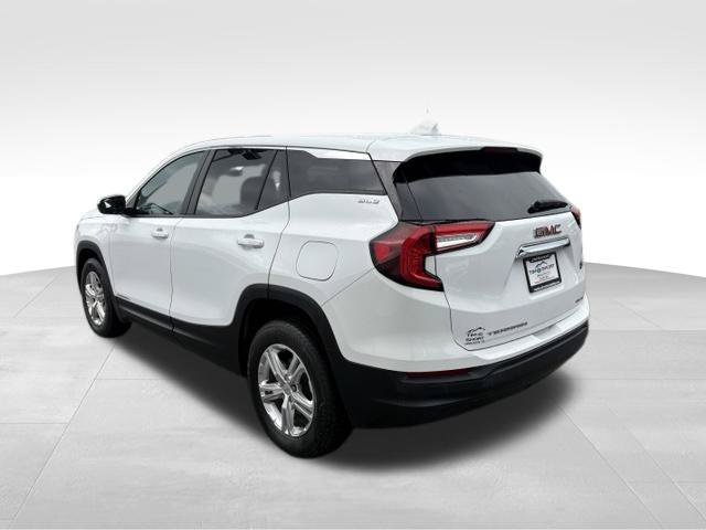 Used 2024 GMC Terrain SLE AWD/4WD image 11