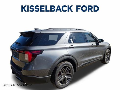 New 2026 Ford Explorer ST-Line w/ ST-Line Street Pack image 3