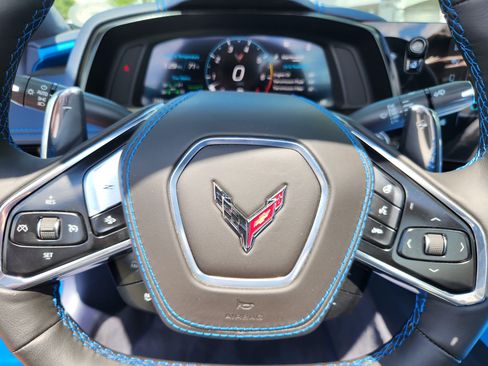 Used 2024 Chevrolet Corvette Stingray Premium Conv w/ Z51 Performance Package RWD image 8