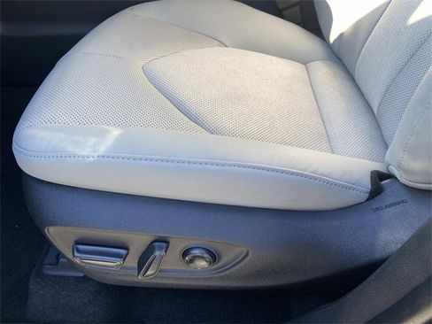 New 2026 Toyota Grand Highlander AWD Hybrid image 9