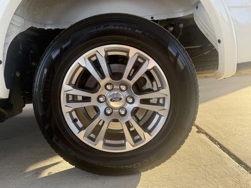 Used 2020 Ford F150 Lariat w/ Equipment Group 501A Mid image 11