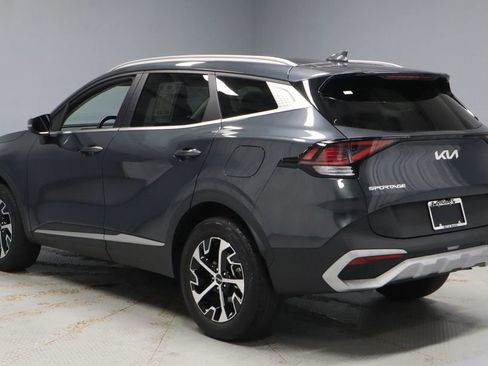 Used 2024 Kia Sportage EX AWD/4WD image 10