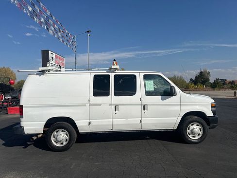 Used 2008 Ford E-250 and Econoline 250 image 3