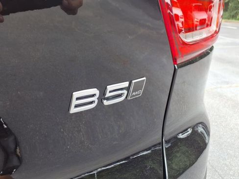 New 2025 Volvo XC40 B5 Plus w/ Protection Package Premier image 6