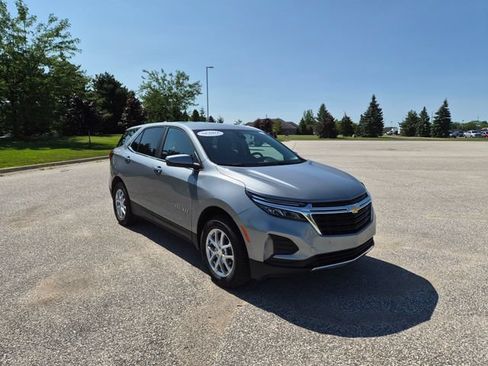 Used 2024 Chevrolet Equinox LT w/ LPO, Floor Liner Package AWD/4WD image 3
