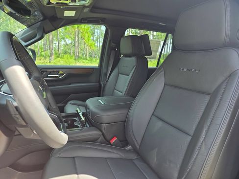 New 2026 GMC Yukon Denali w/ Advanced Technology Package RWD image 16