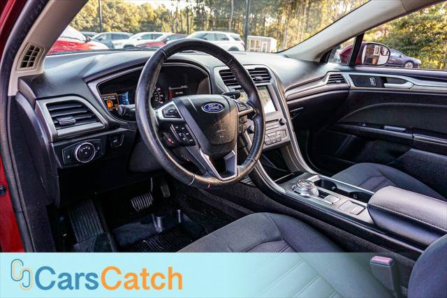 Used 2018 Ford Fusion SE w/ Fusion SE Technology Package FWD image 18