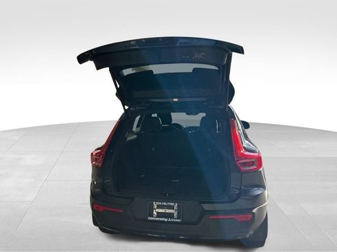 Used 2022 Volvo XC40 T5 R-Design w/ Advanced Package image 33
