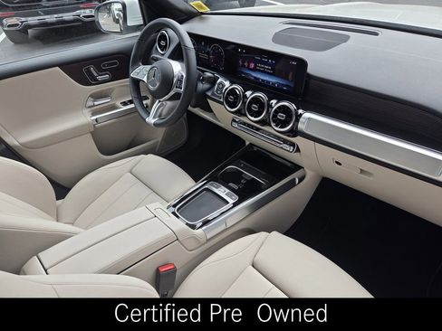 Certified 2026 Mercedes-Benz GLB 250 4MATIC image 32
