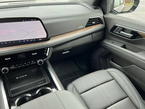 New 2026 Chevrolet Tahoe High Country AWD/4WD image 35