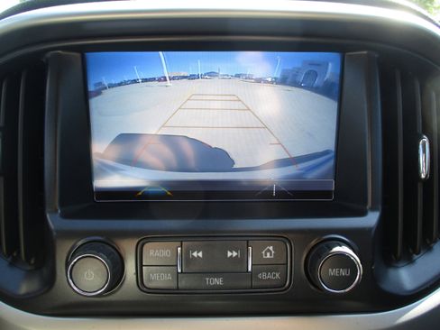 Used 2018 Chevrolet Colorado ZR2 image 23