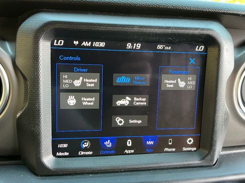 Used 2021 Jeep Wrangler Unlimited Rubicon 4xe w/ Cold Weather Group AWD/4WD image 27