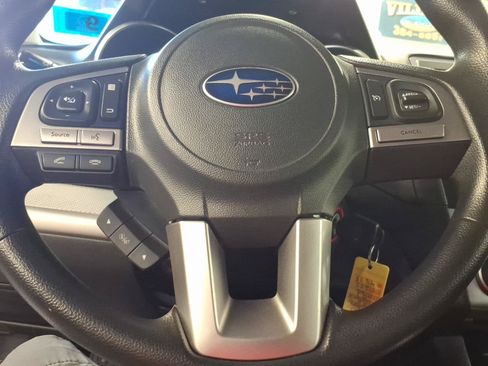 Used 2017 Subaru Outback 2.5i AWD/4WD image 11