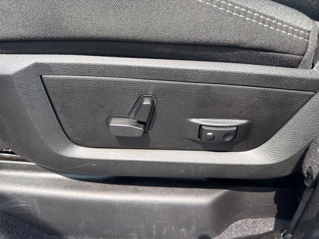 Used 2026 RAM 2500 Big Horn AWD/4WD image 20