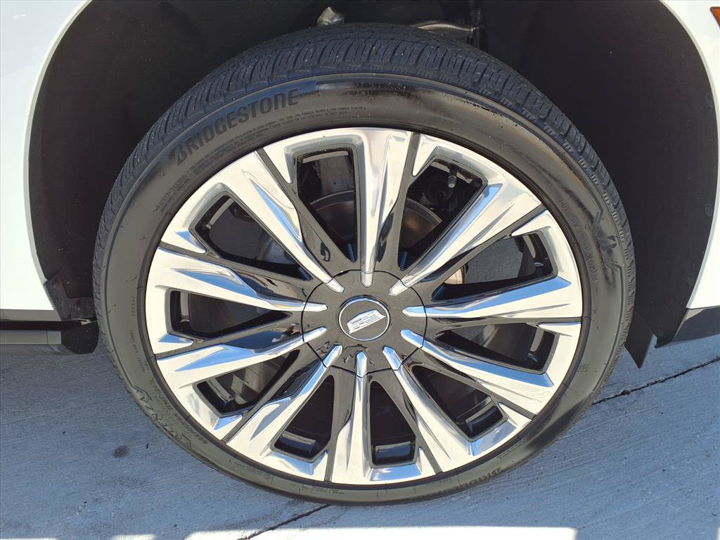 Certified 2025 Cadillac Escalade Premium Luxury w/ Touring Package AWD/4WD image 7