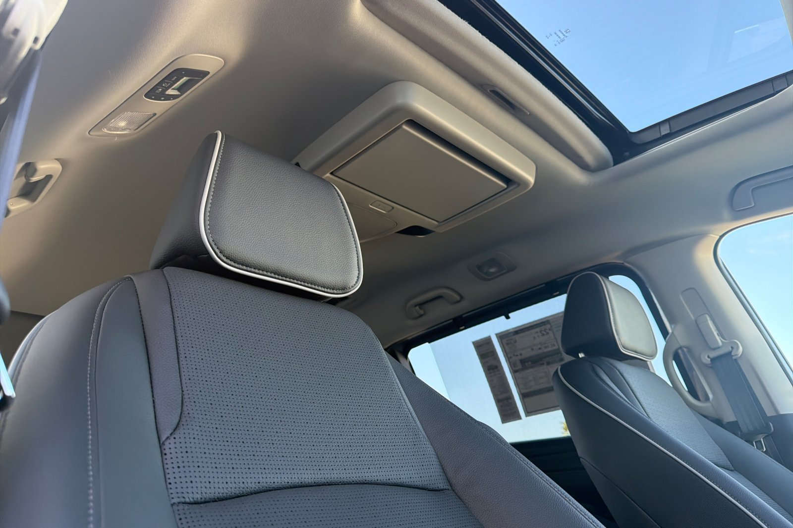 New 2027 Honda Odyssey Elite image 16