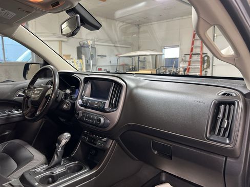 Used 2022 GMC Canyon AT4 AWD/4WD image 26