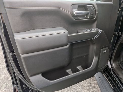 Used 2021 GMC Sierra 1500 AT4 w/ AT4 Premium Package AWD/4WD image 9