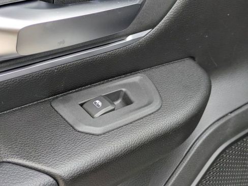 New 2026 RAM 1500 4x4 Crew Cab image 26