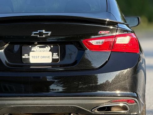 Used 2020 Chevrolet Malibu RS FWD image 17
