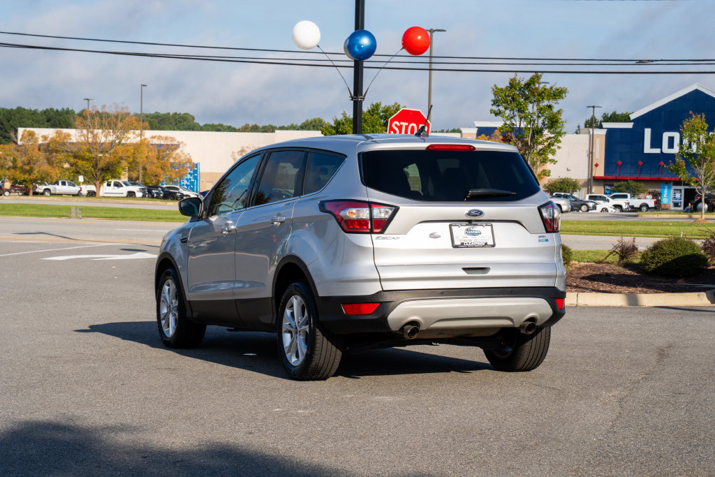 Used 2018 Ford Escape SEL AWD/4WD image 5