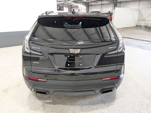Used 2019 Cadillac XT4 Sport w/ Cold Weather Package AWD/4WD image 4