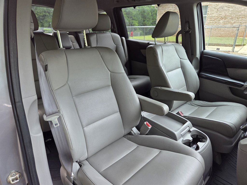 Used 2016 Honda Odyssey EX-L image 29