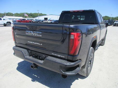 New 2026 GMC Sierra 2500 Denali Ultimate AWD/4WD image 5