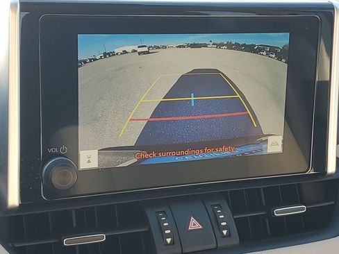 Used 2024 Toyota RAV4 XLE Premium image 31