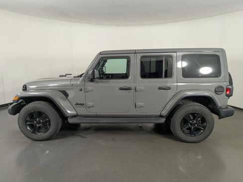 Used 2023 Jeep Wrangler Altitude image 5