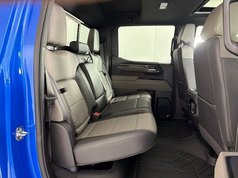 Used 2025 Chevrolet Silverado 1500 ZR2 w/ Technology Package image 47
