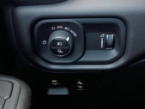 New 2026 RAM 1500 Lone Star w/ Night Edition RWD image 12